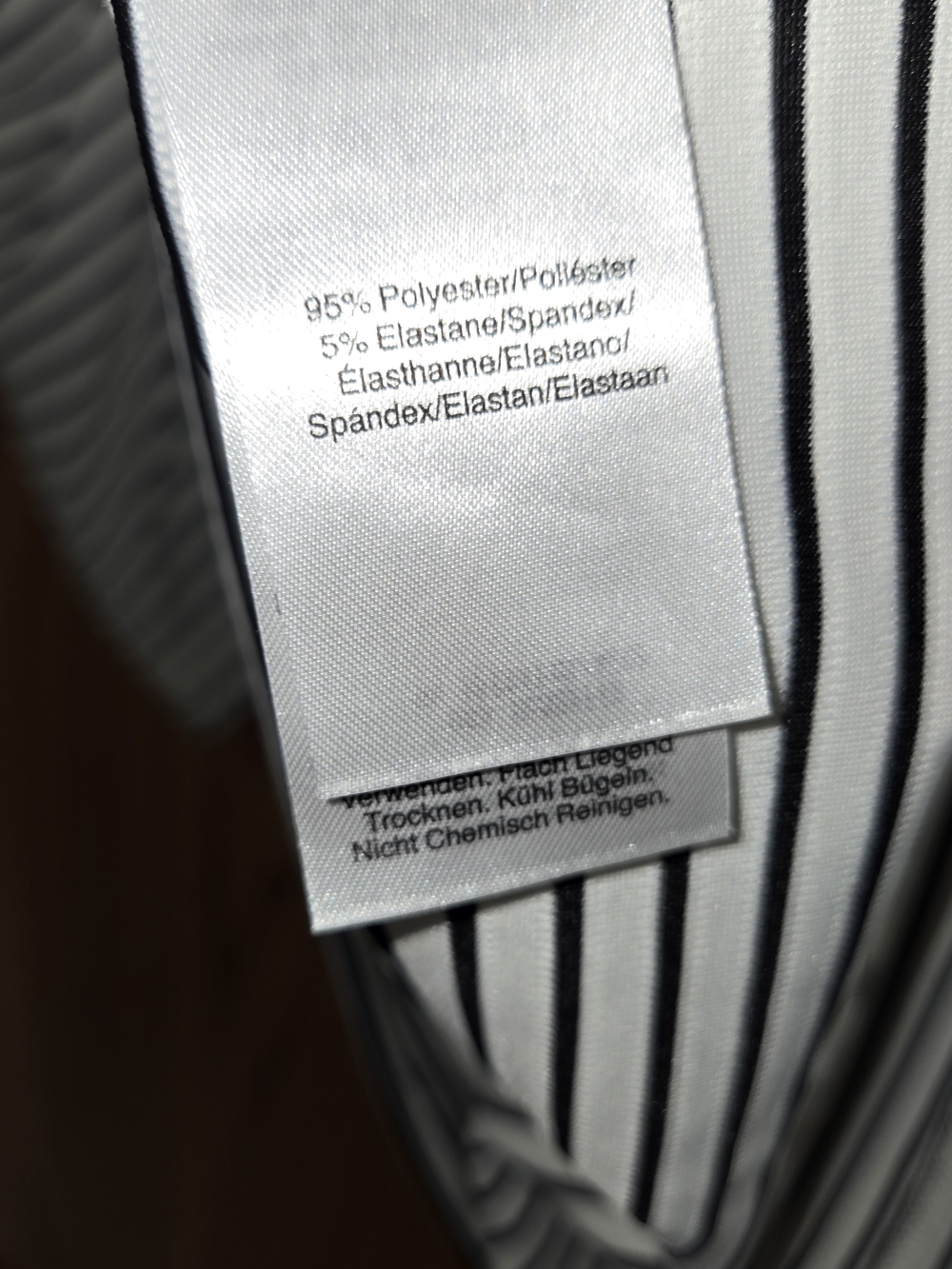 Donna Karan Size Large White & Black Striped Scoop‎ Neck Top - Picture 6 of 6